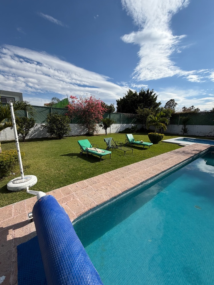 Jardín amplio y privado